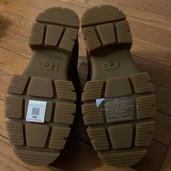 Aston Ugg sz 5 womens brand new - Picture 6 of 7